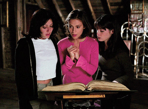 GIF from Charmed showing Prue, Piper and Phoebe disappearing